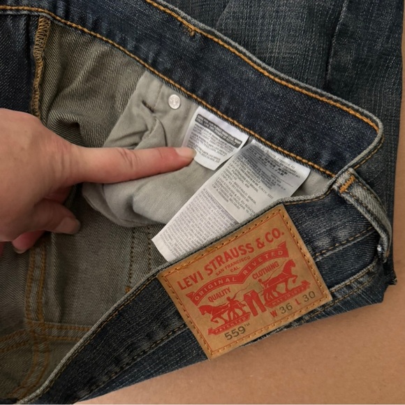 Levi's Dark Blue Straight Jeans | 36x30 - Picture 3 of 3